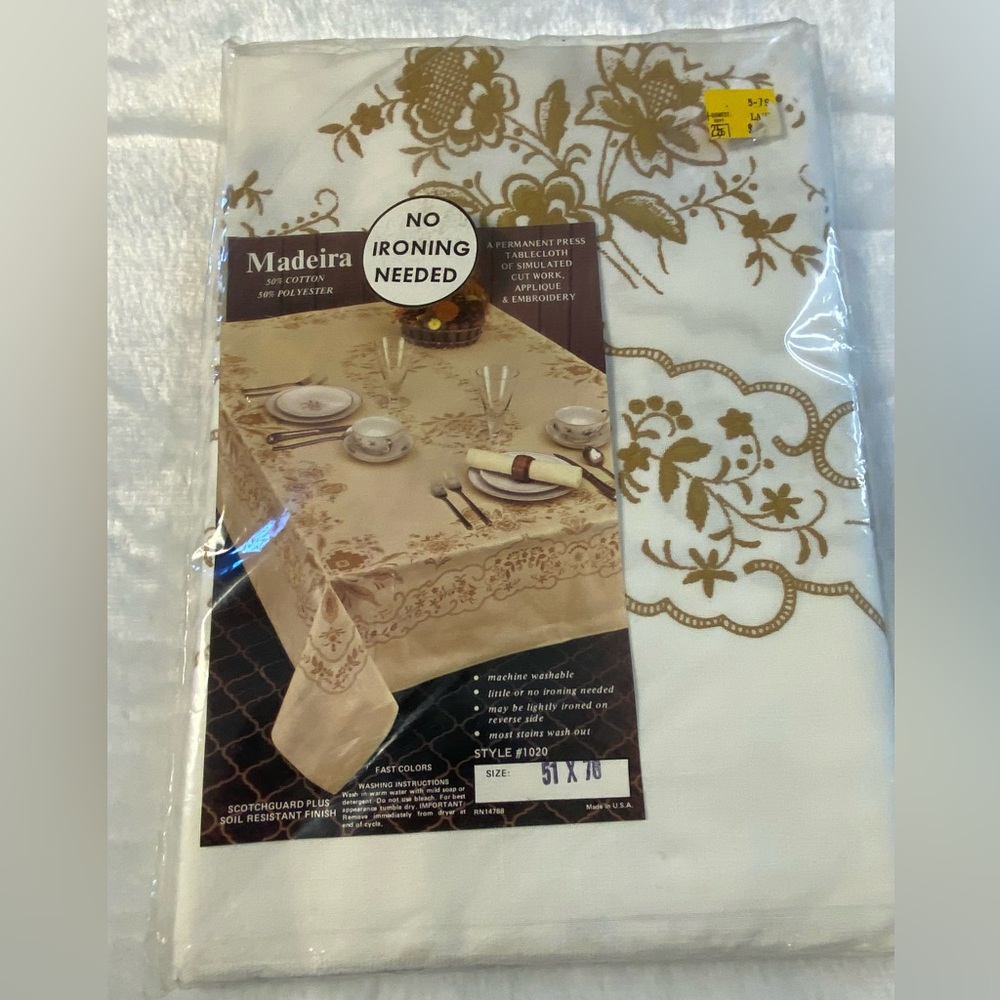VTG Madeira Table Linen 51 X 70 Cotton Poly Permanent Press Scotchguard Gold